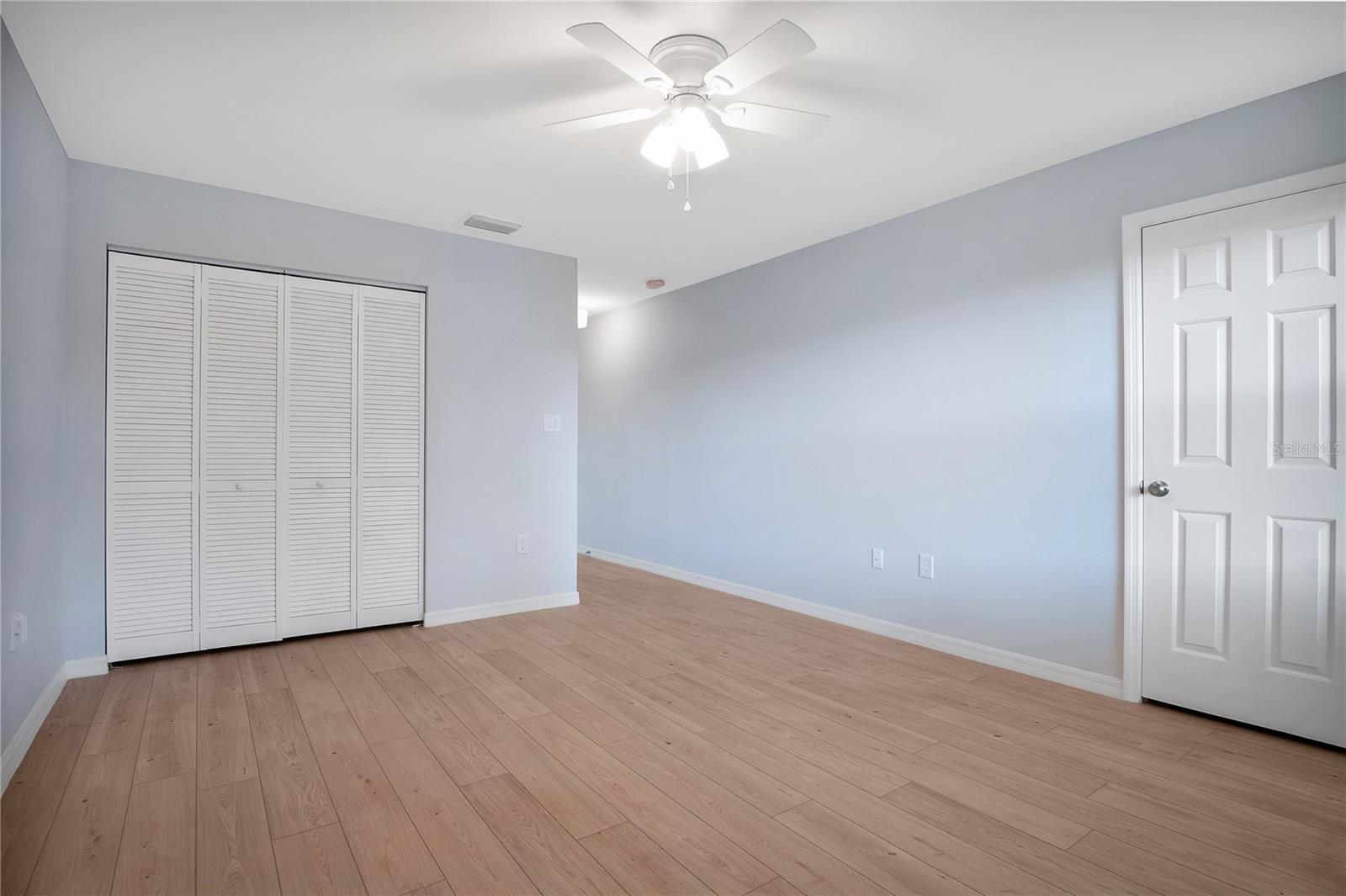 2205 CYPRESS COVE DR, TAVARES, FL, 32778
