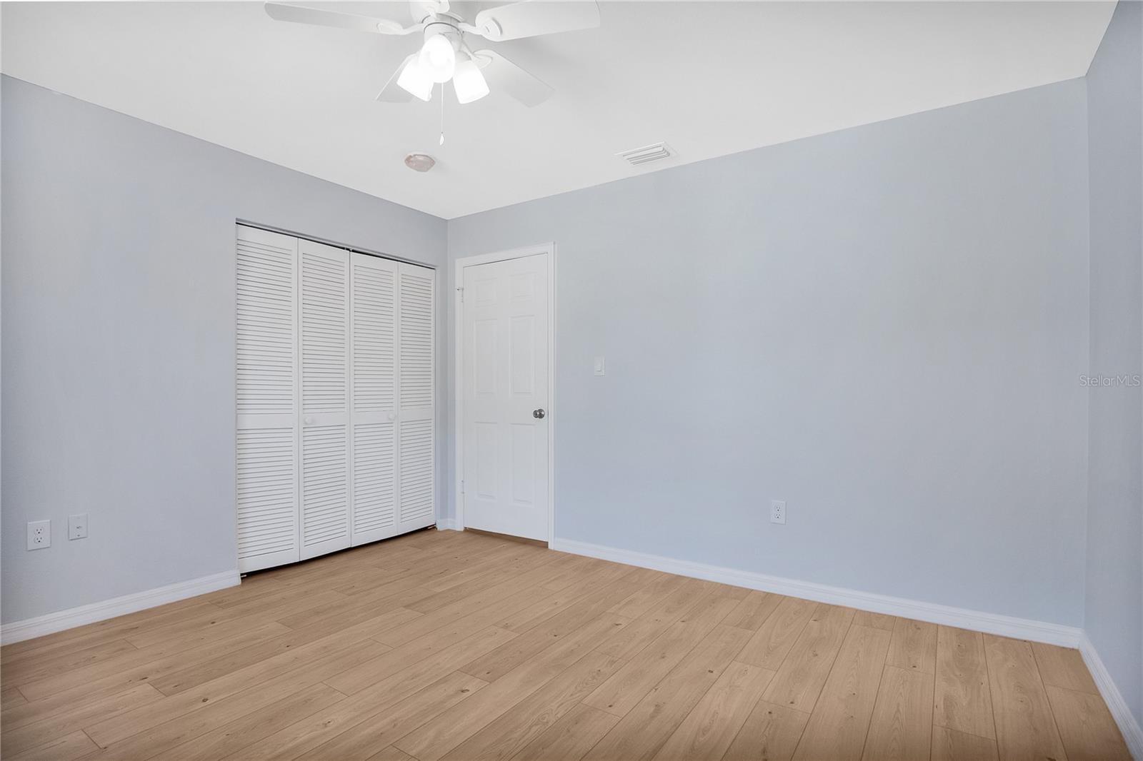 2205 CYPRESS COVE DR, TAVARES, FL, 32778