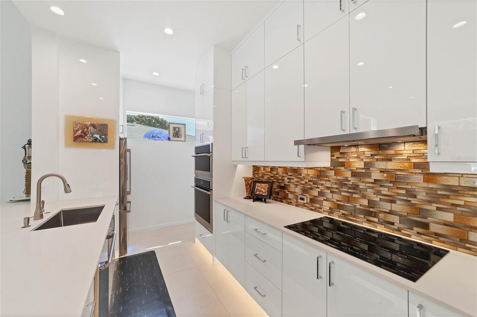 2135 HYDE PARK ST, SARASOTA, FL, 34239
