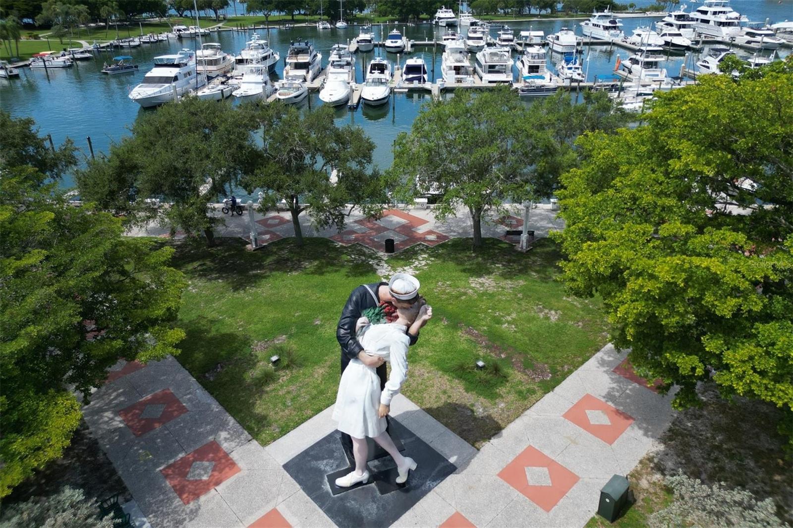2135 HYDE PARK ST, SARASOTA, FL, 34239