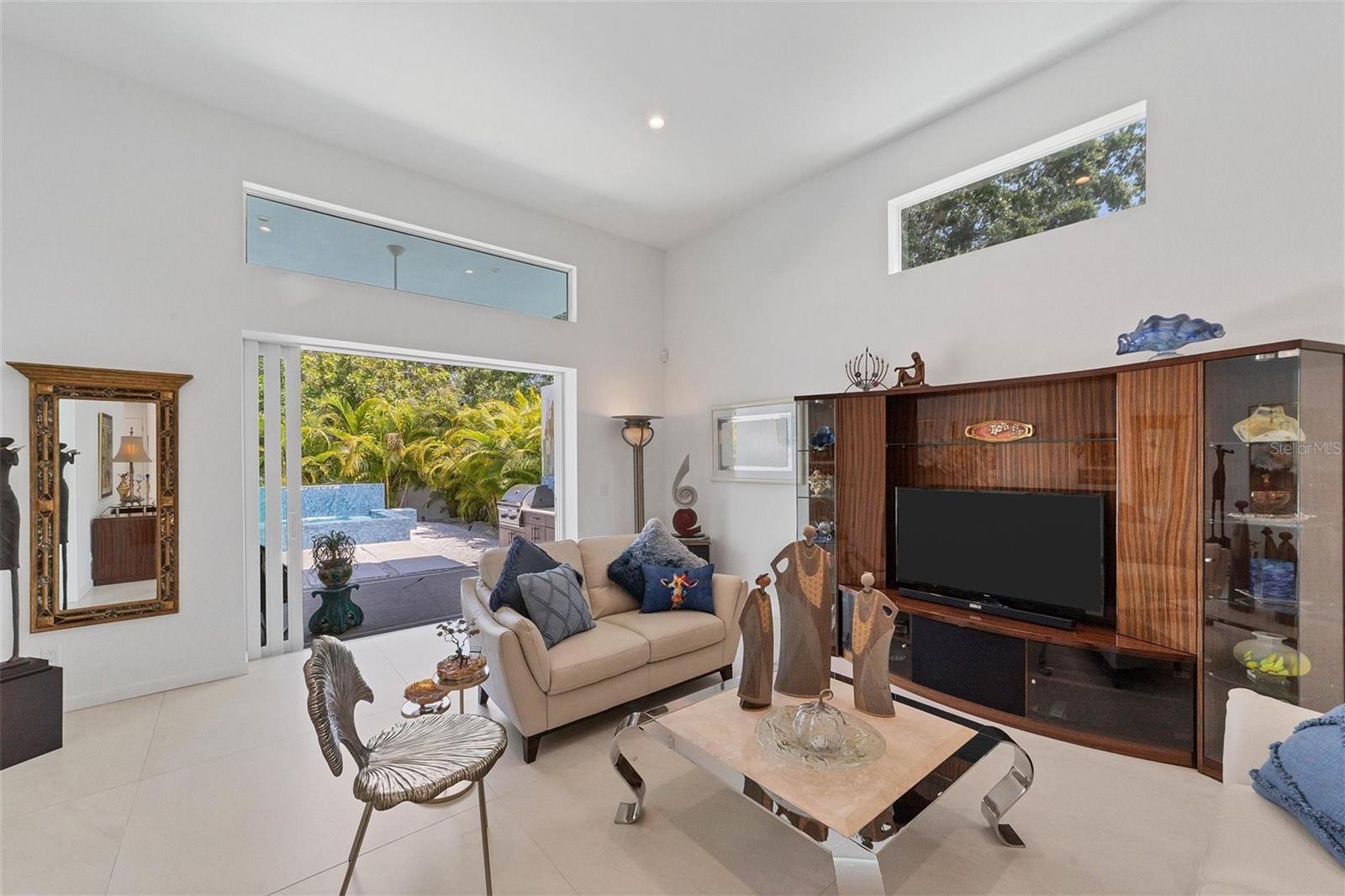 2135 HYDE PARK ST, SARASOTA, FL, 34239