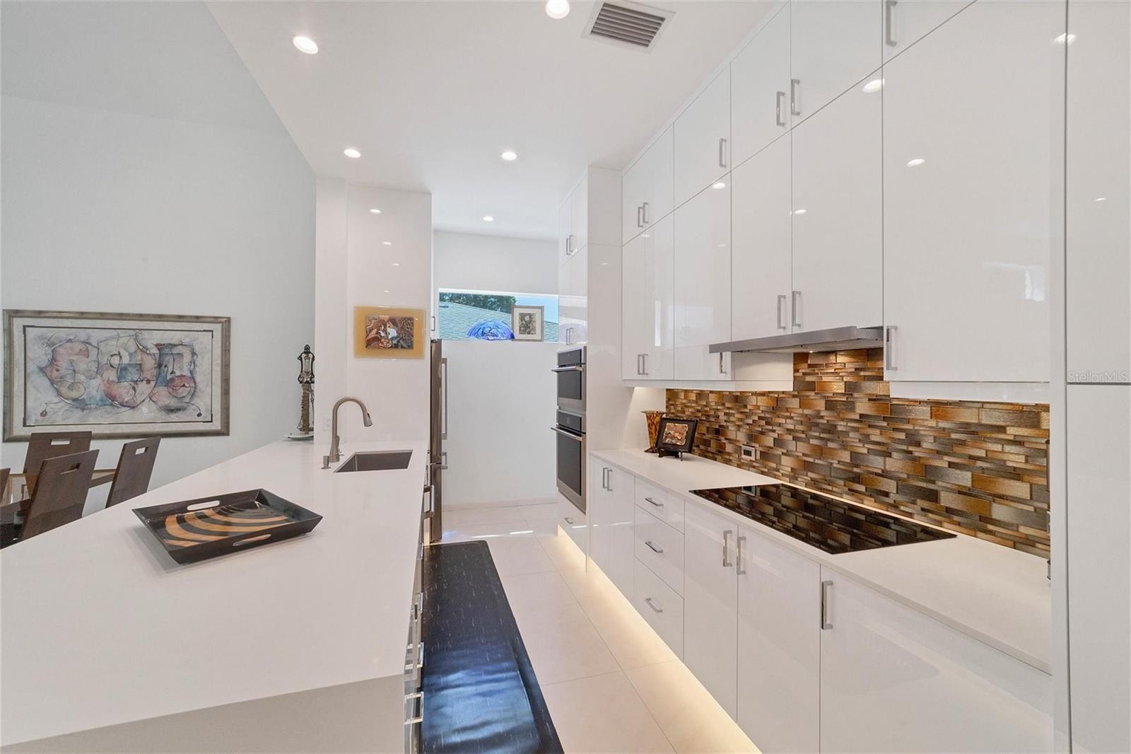 2135 HYDE PARK ST, SARASOTA, FL, 34239