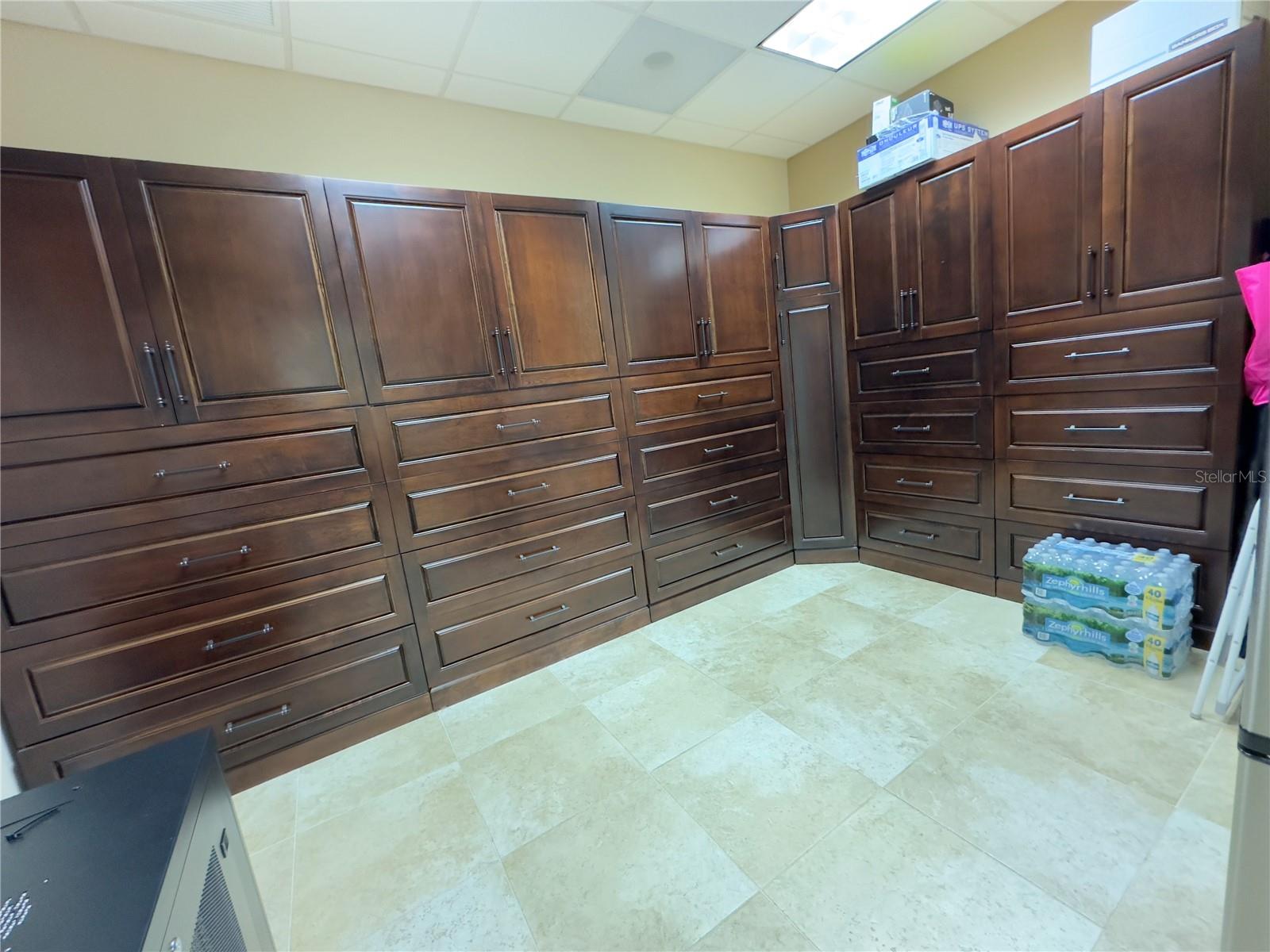 6735 CONROY WINDERMERE RD #215, ORLANDO, FL, 32835