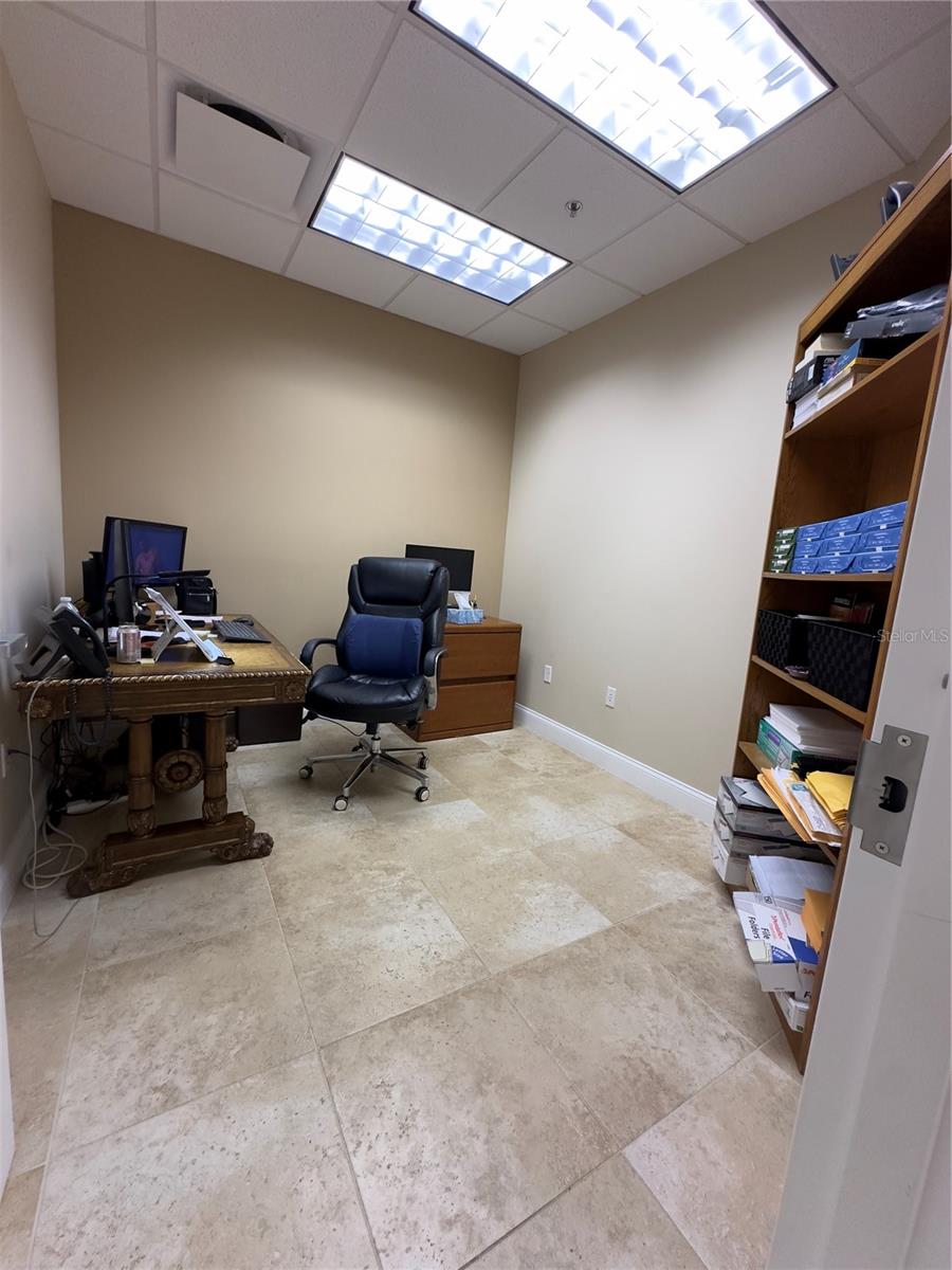 6735 CONROY WINDERMERE RD #215, ORLANDO, FL, 32835