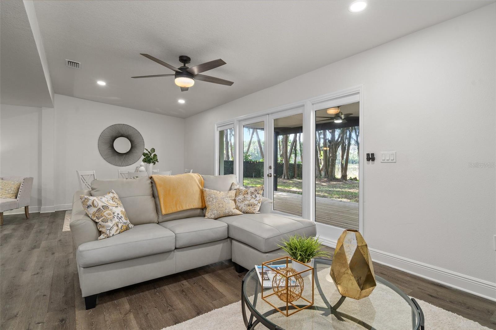 730 CRYSTAL LAKE RD, LUTZ, FL, 33548