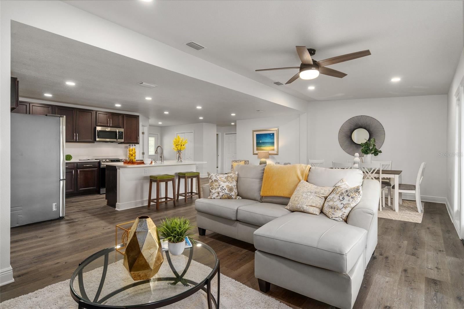 730 CRYSTAL LAKE RD, LUTZ, FL, 33548