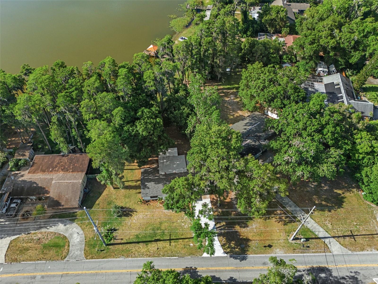 730 CRYSTAL LAKE RD, LUTZ, FL, 33548