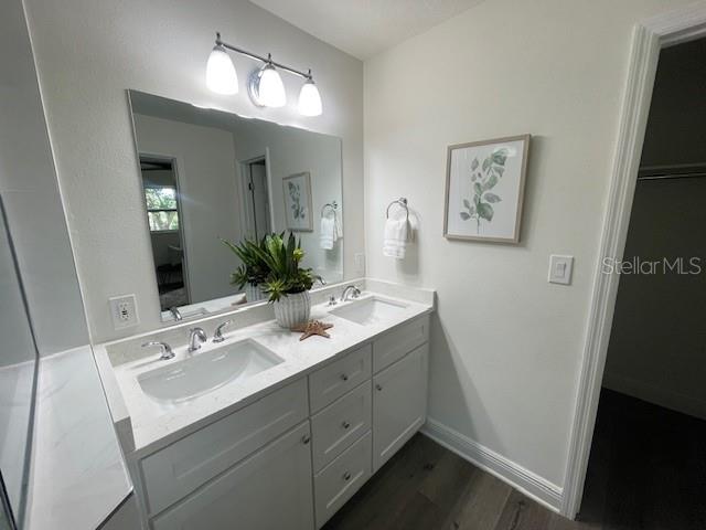730 CRYSTAL LAKE RD, LUTZ, FL, 33548