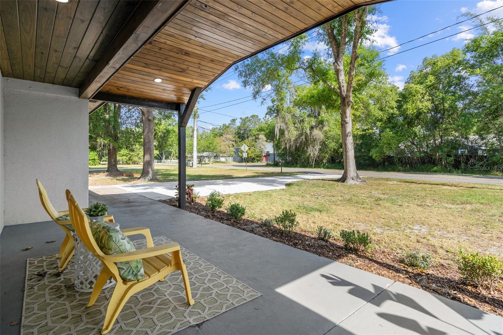 730 CRYSTAL LAKE RD, LUTZ, FL, 33548