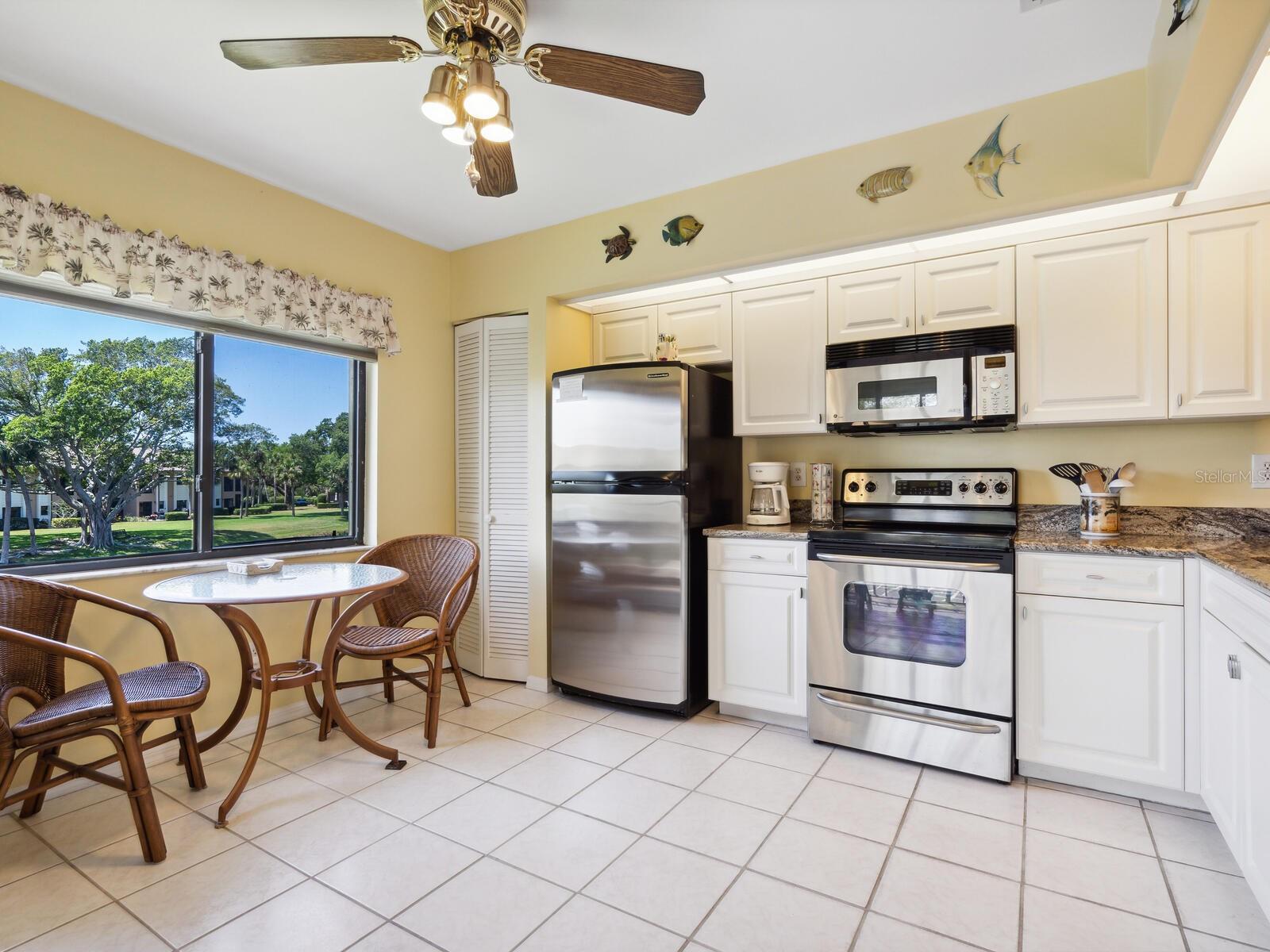 5228 LANDINGS BLVD #202, SARASOTA, FL, 34231