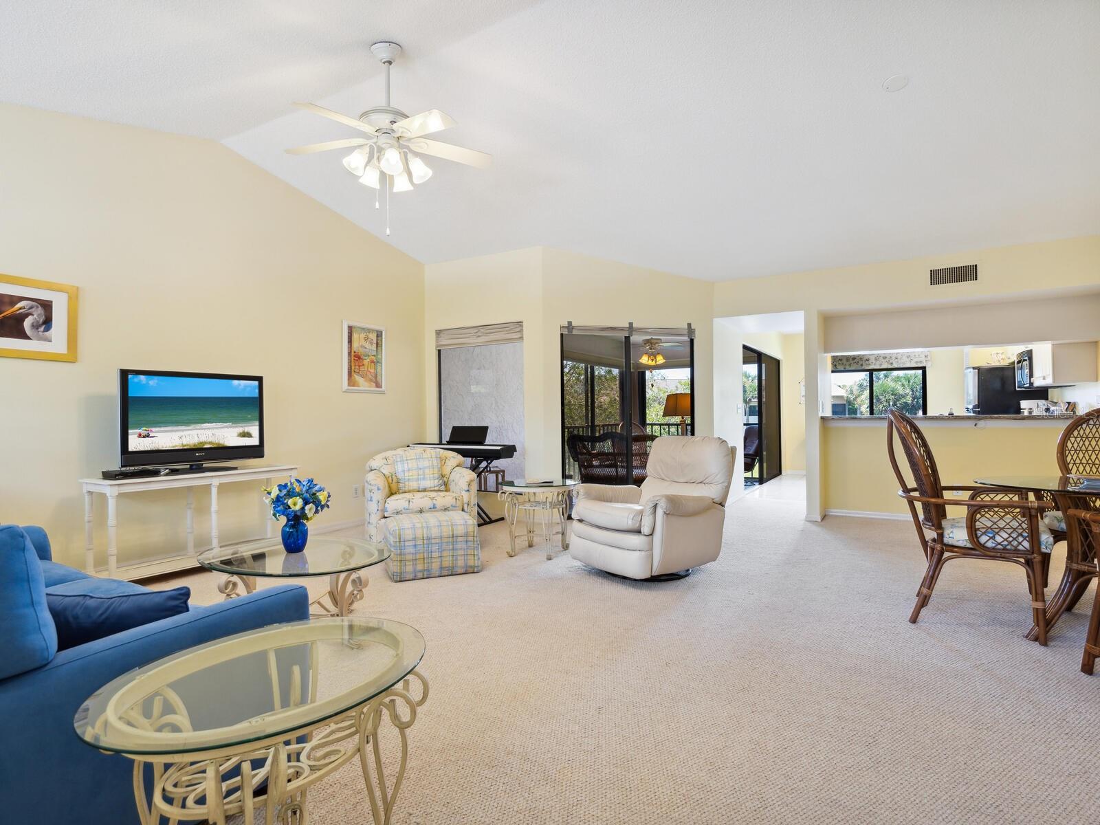 5228 LANDINGS BLVD #202, SARASOTA, FL, 34231
