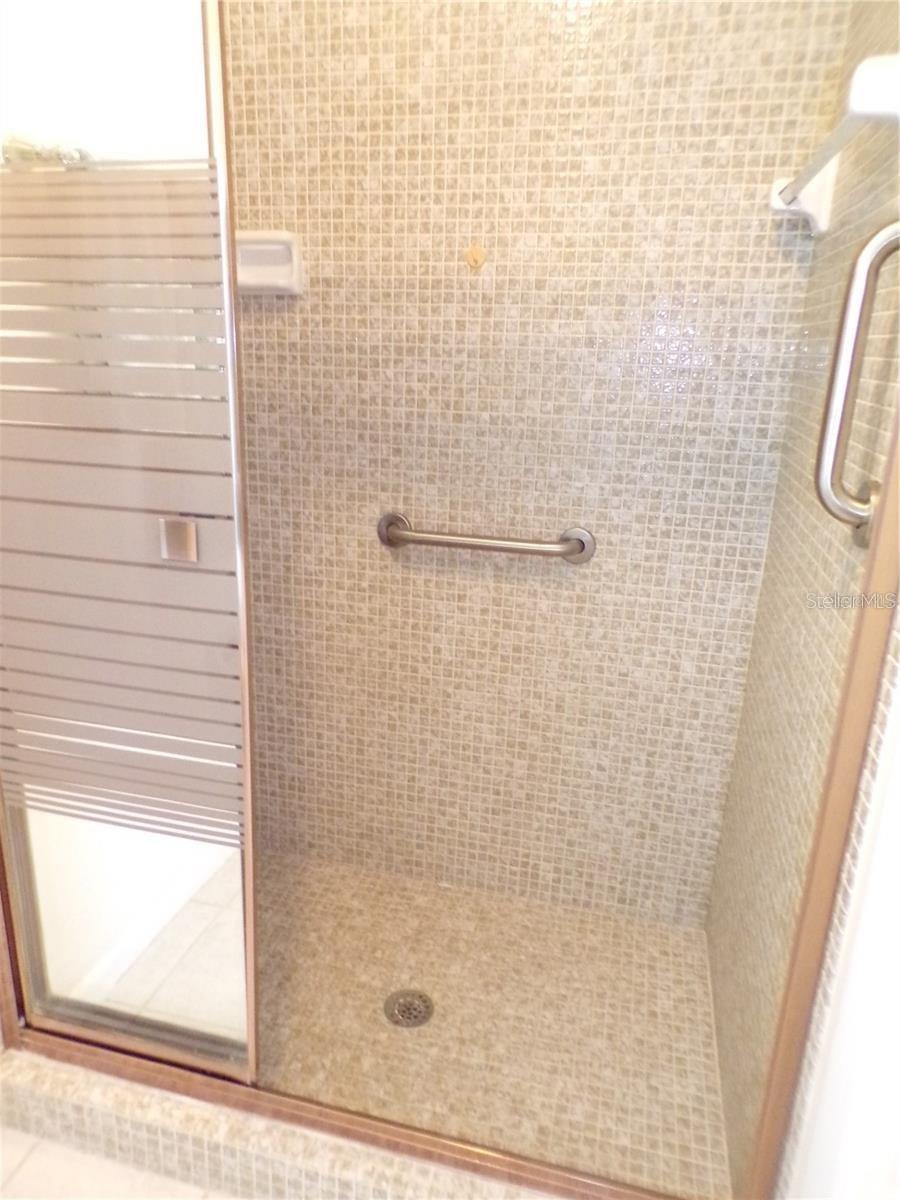 13 OAKLAND HILLS RD, ROTONDA WEST, FL, 33947