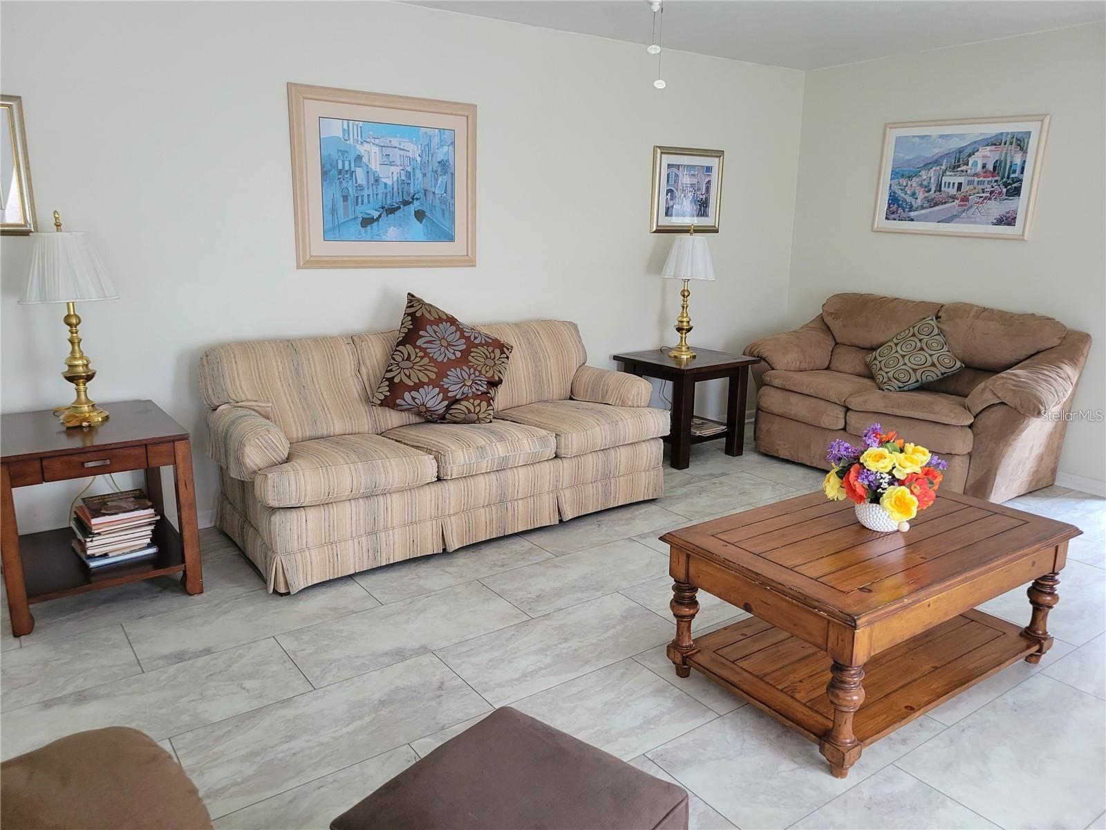 13 OAKLAND HILLS RD, ROTONDA WEST, FL, 33947