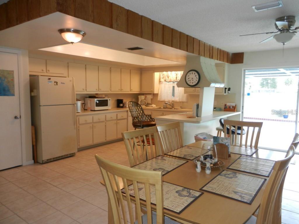 13 OAKLAND HILLS RD, ROTONDA WEST, FL, 33947