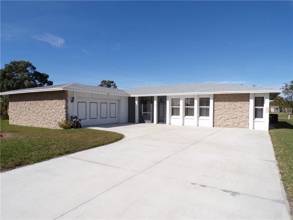 13 OAKLAND HILLS RD, ROTONDA WEST, FL, 33947