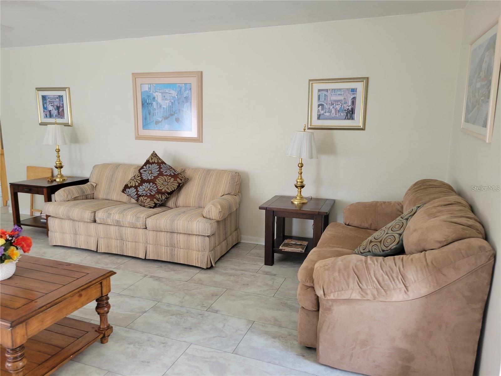 13 OAKLAND HILLS RD, ROTONDA WEST, FL, 33947