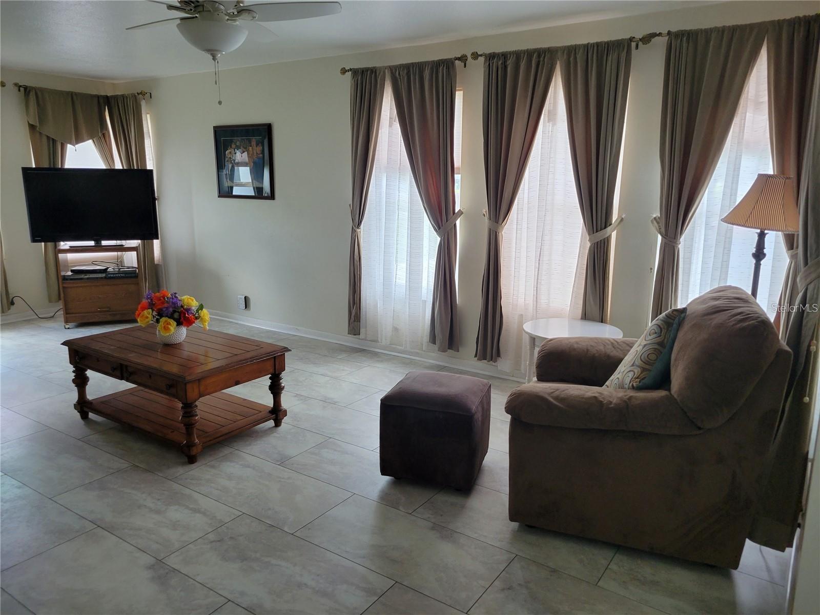 13 OAKLAND HILLS RD, ROTONDA WEST, FL, 33947