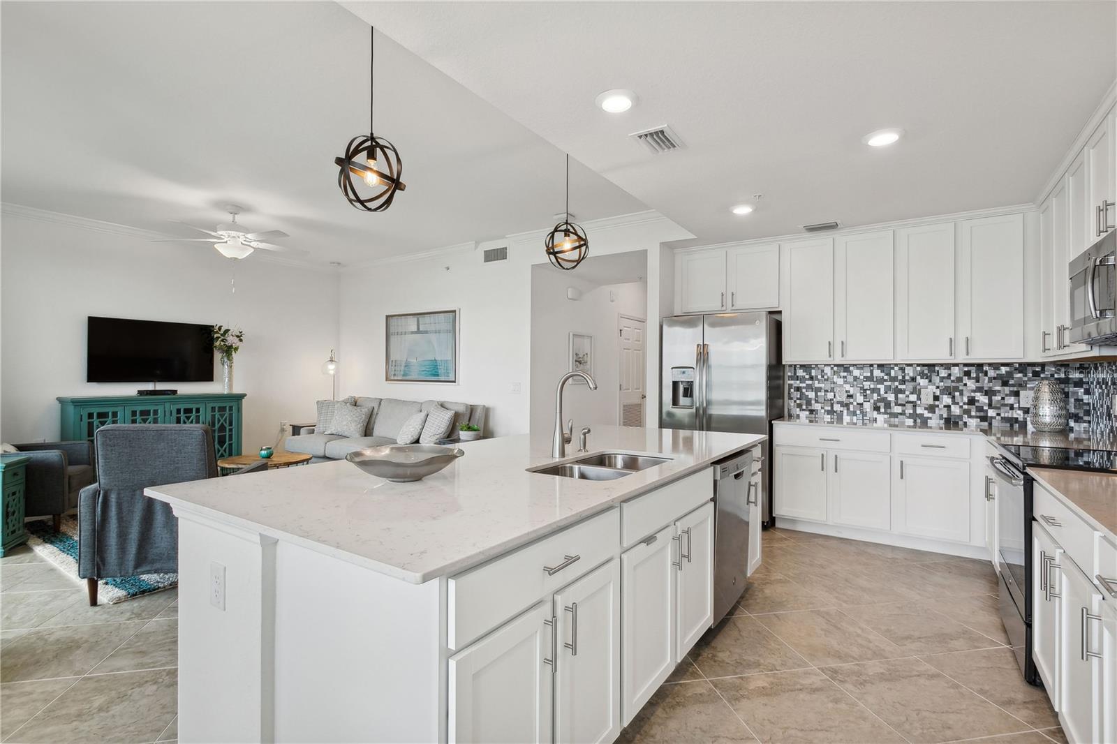 1010 TIDEWATER SHORES LOOP #106, BRADENTON, FL, 34208