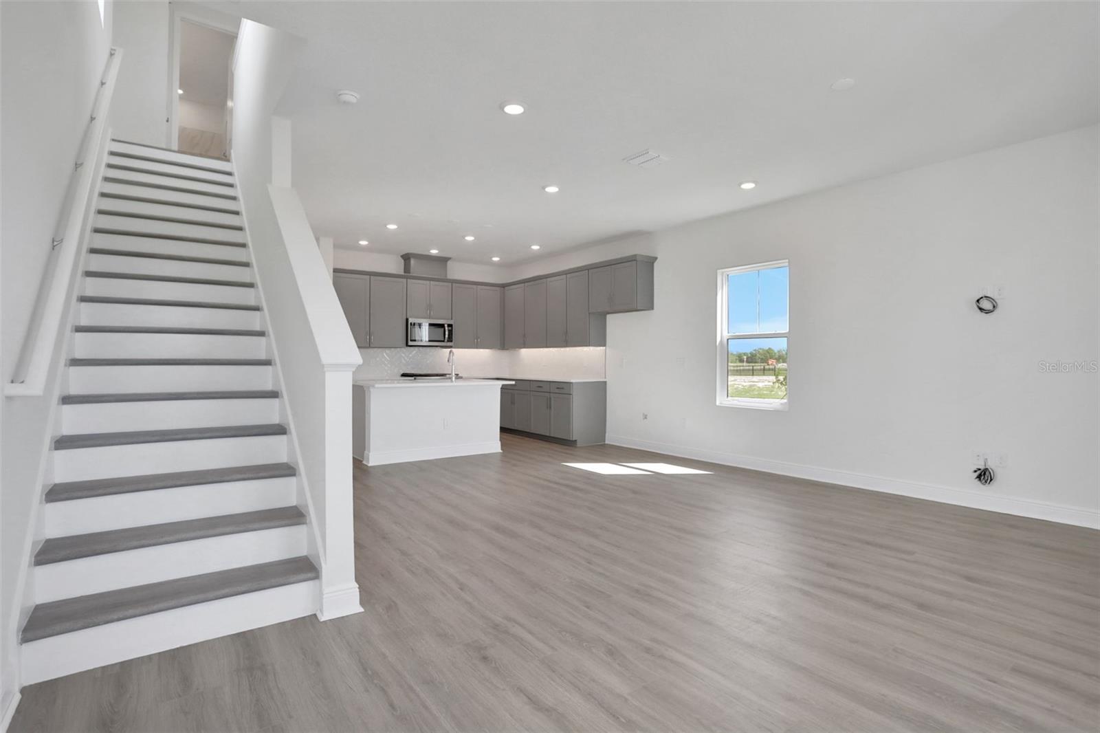 9043 DUANY LN, SARASOTA, FL, 34240