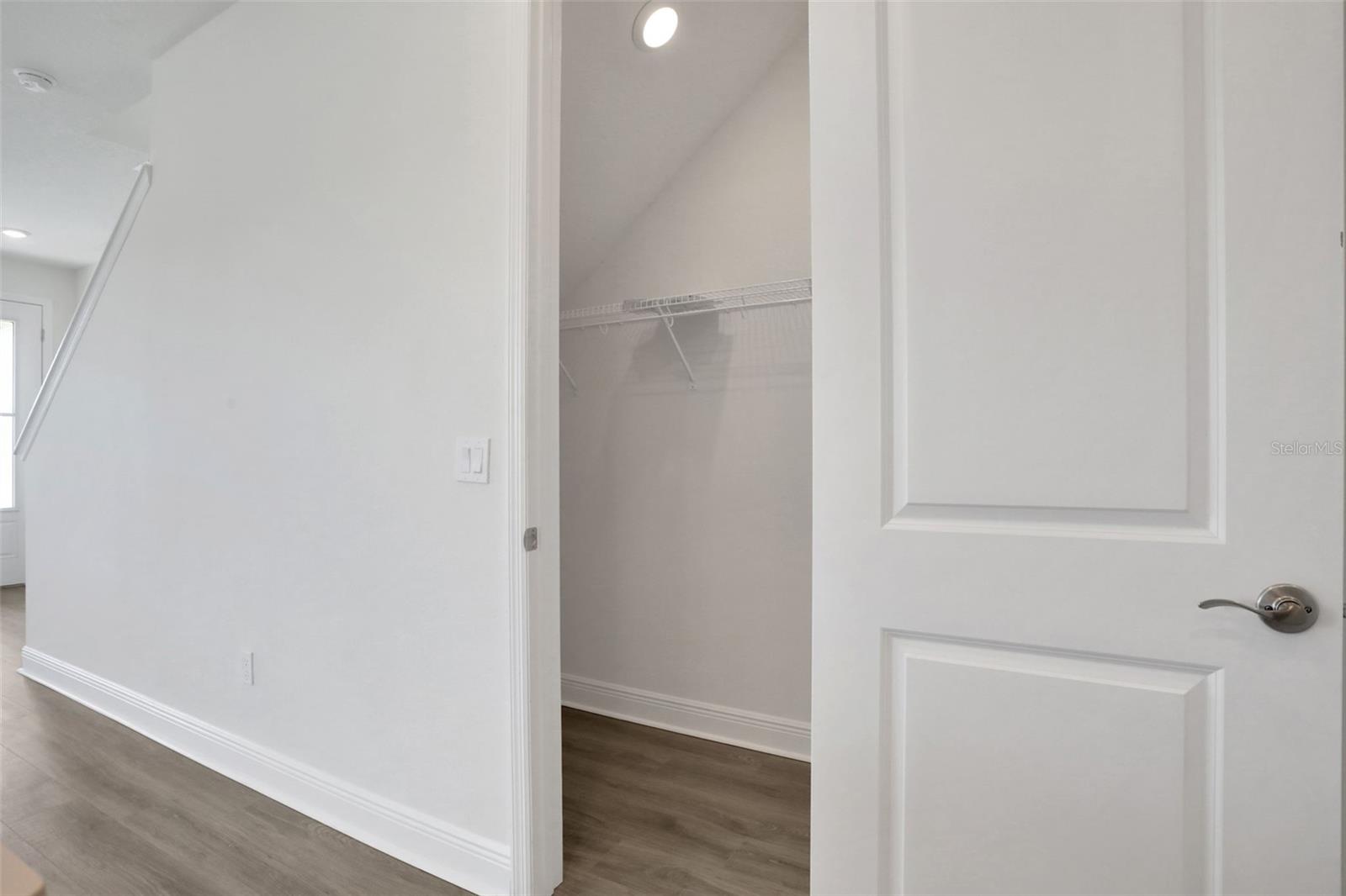 9043 DUANY LN, SARASOTA, FL, 34240