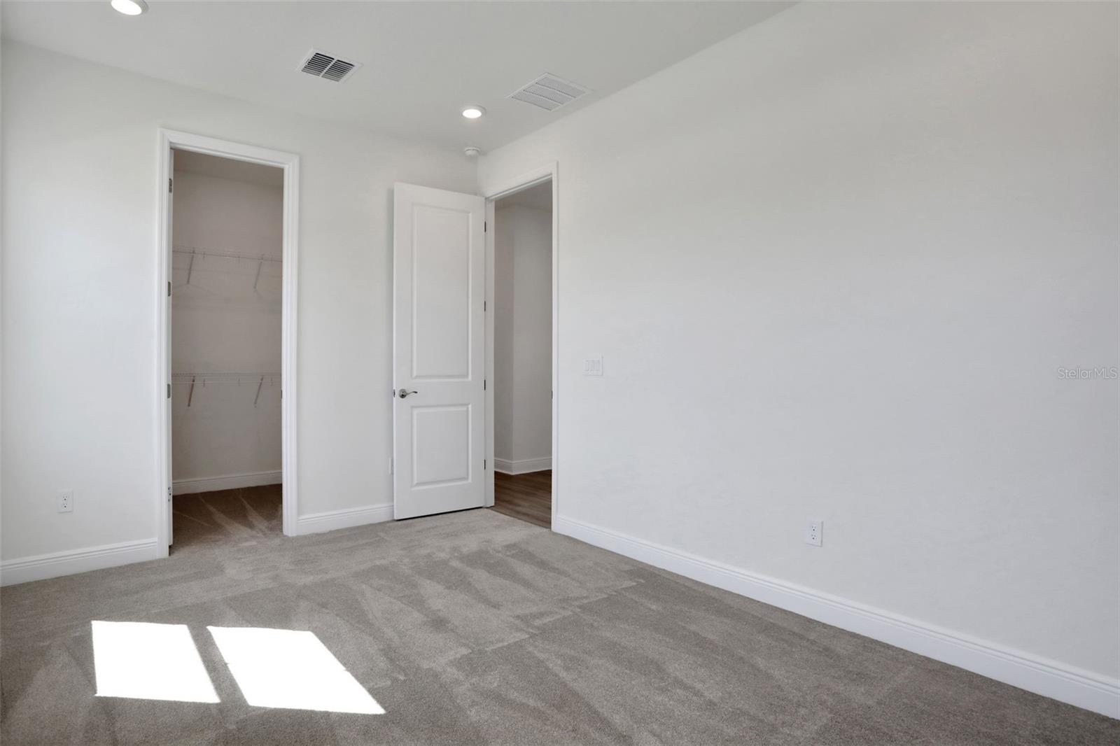 9043 DUANY LN, SARASOTA, FL, 34240