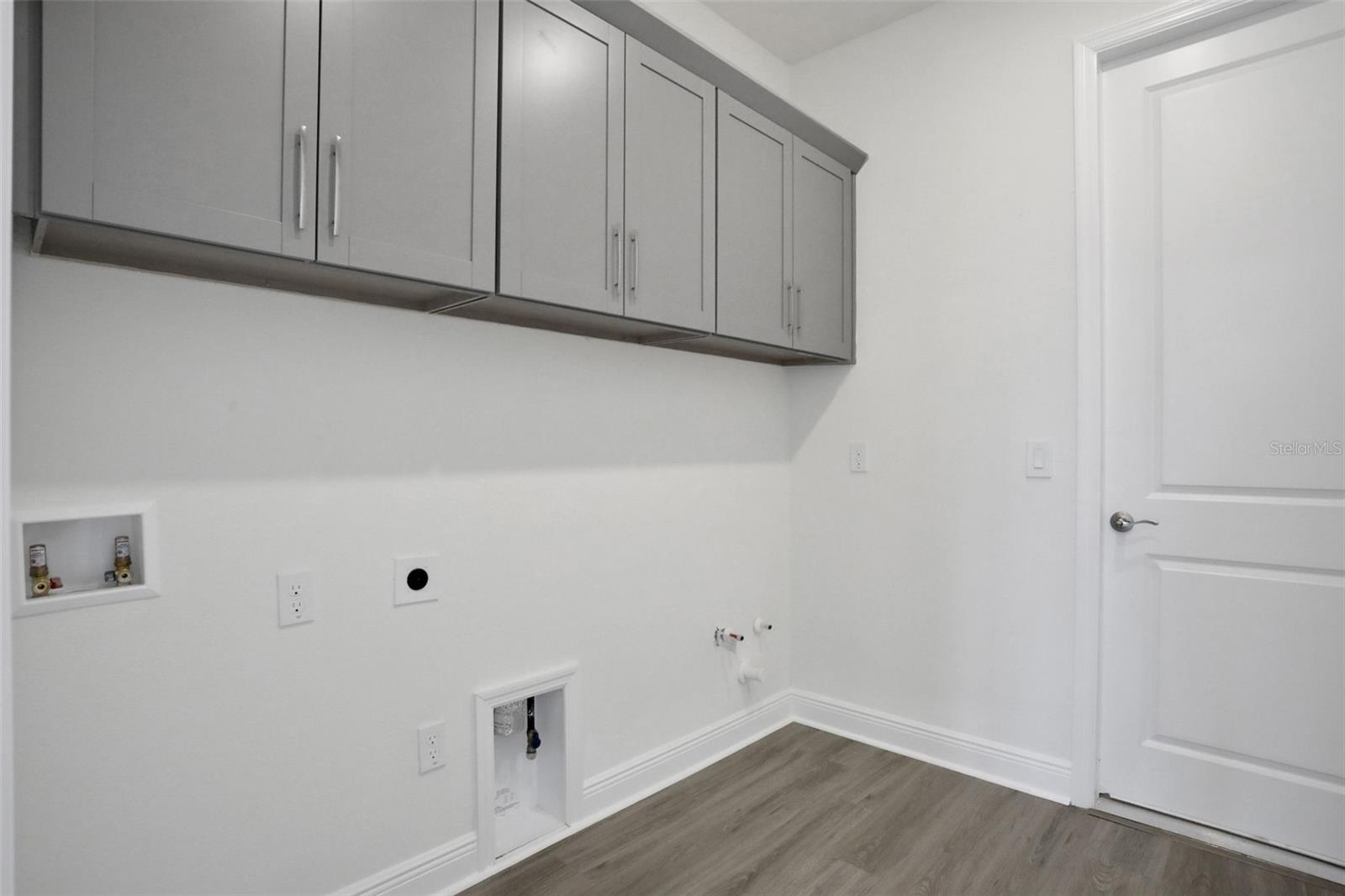 9043 DUANY LN, SARASOTA, FL, 34240