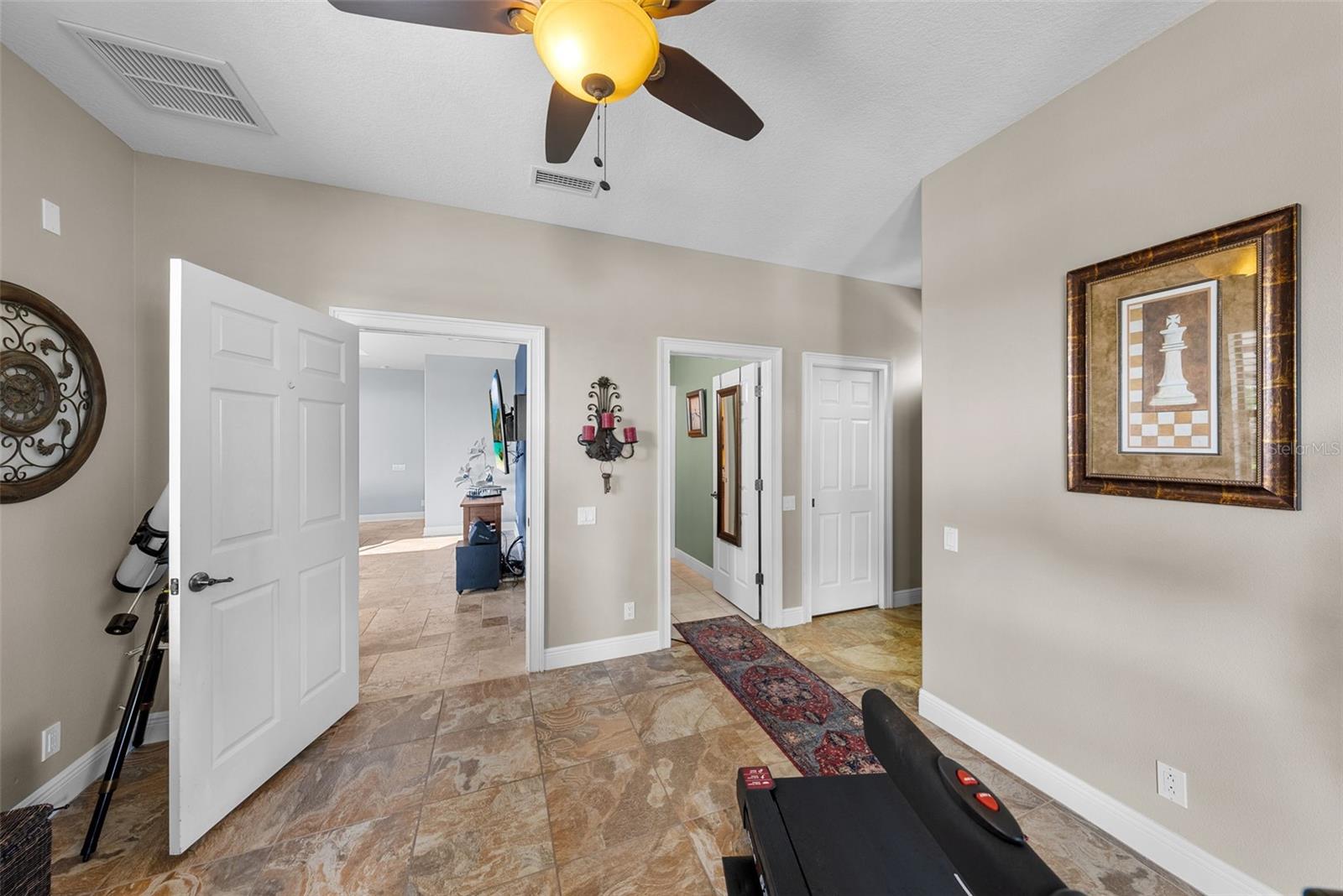 2707 LAKEBREEZE LN S, CLEARWATER, FL, 33759