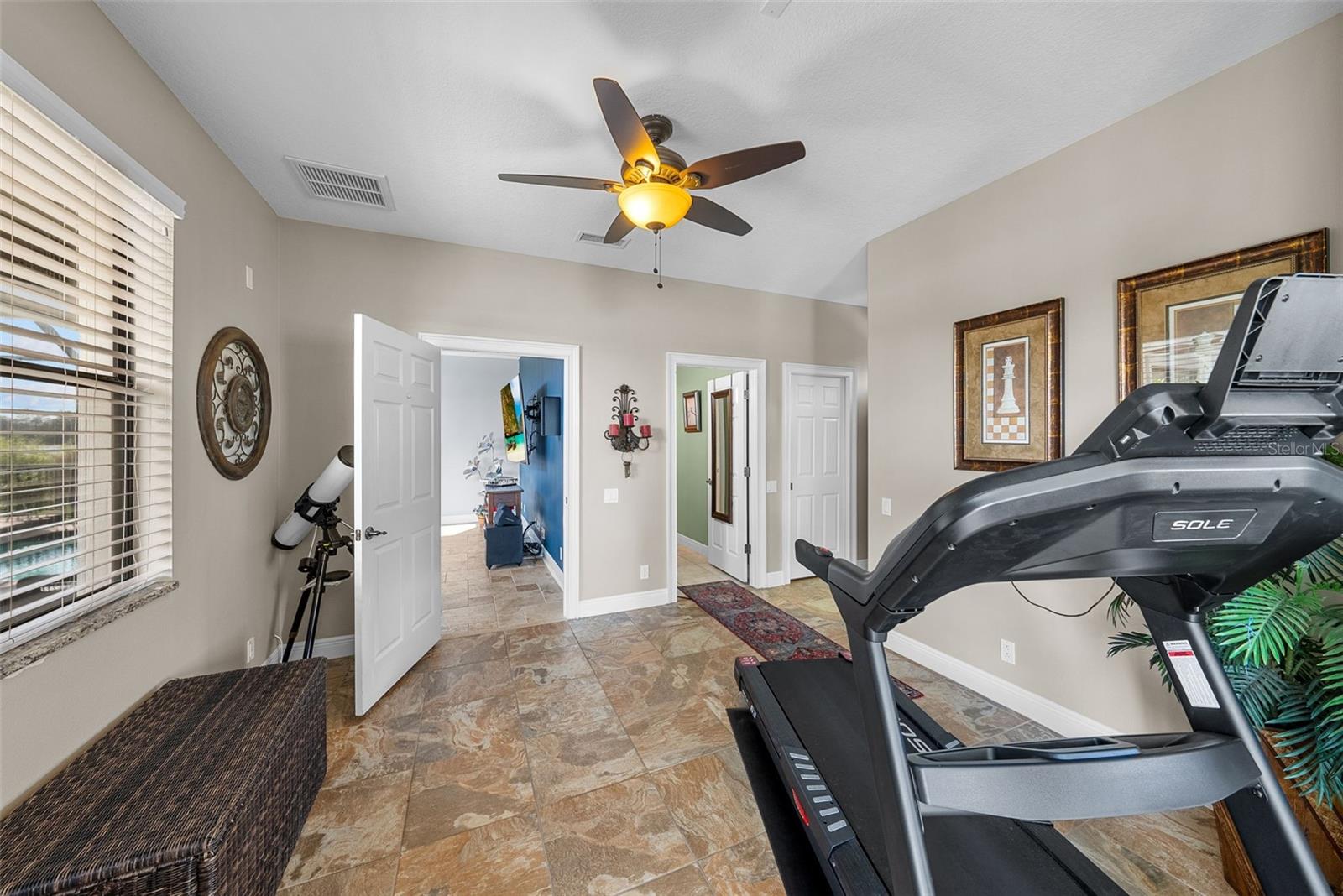 2707 LAKEBREEZE LN S, CLEARWATER, FL, 33759