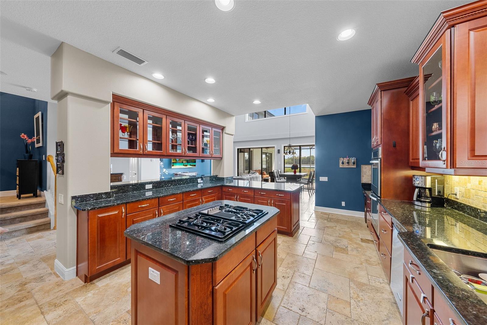 2707 LAKEBREEZE LN S, CLEARWATER, FL, 33759