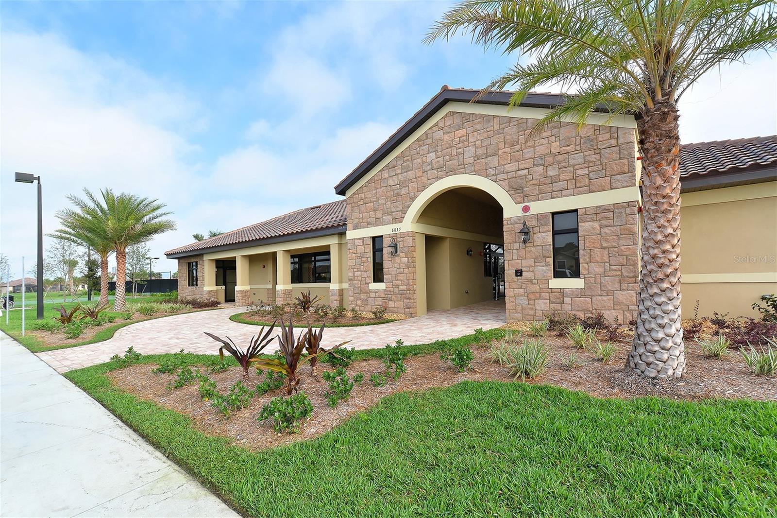 7124 GRAND ESTUARY TRL #104, BRADENTON, FL, 34212