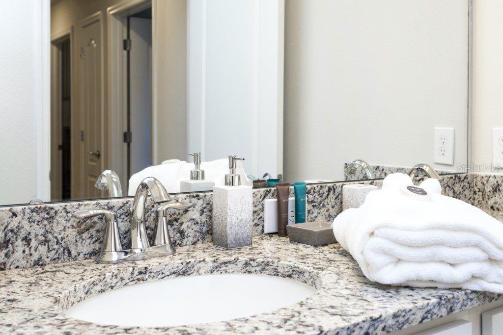 7586 OAK SPRING LN, DAVENPORT, FL, 33837