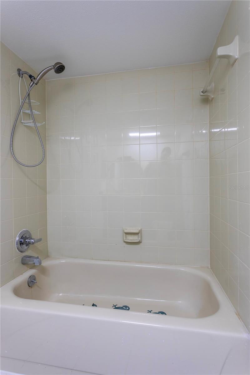 4548 SUMMERGROVE AVE, ORLANDO, FL, 32812
