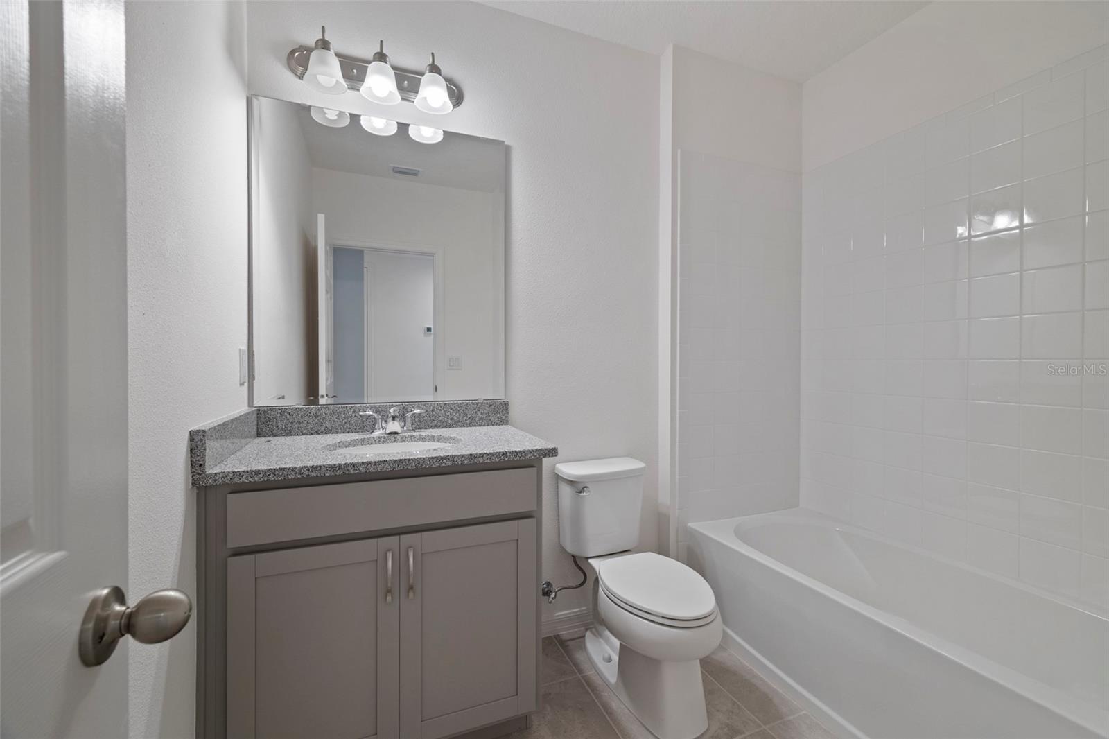 4054 SERENE WATER AVE, EUSTIS, FL, 32736