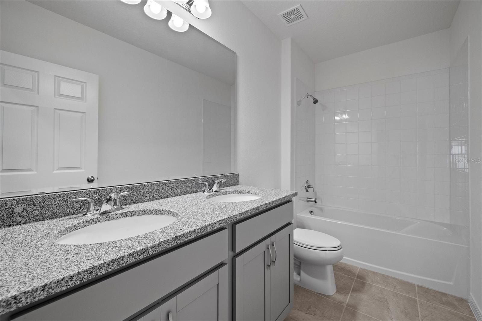 4054 SERENE WATER AVE, EUSTIS, FL, 32736
