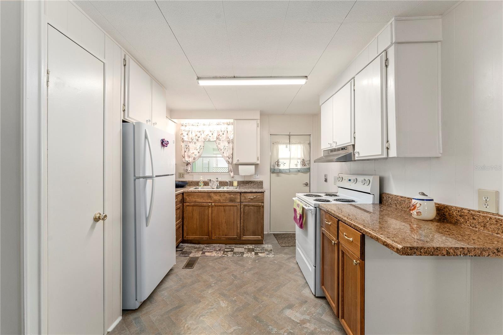 G5081337 Property Photo