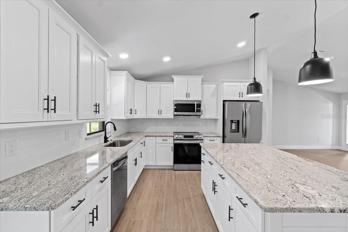 7075 BRANDYWINE DR, ENGLEWOOD, FL, 34224