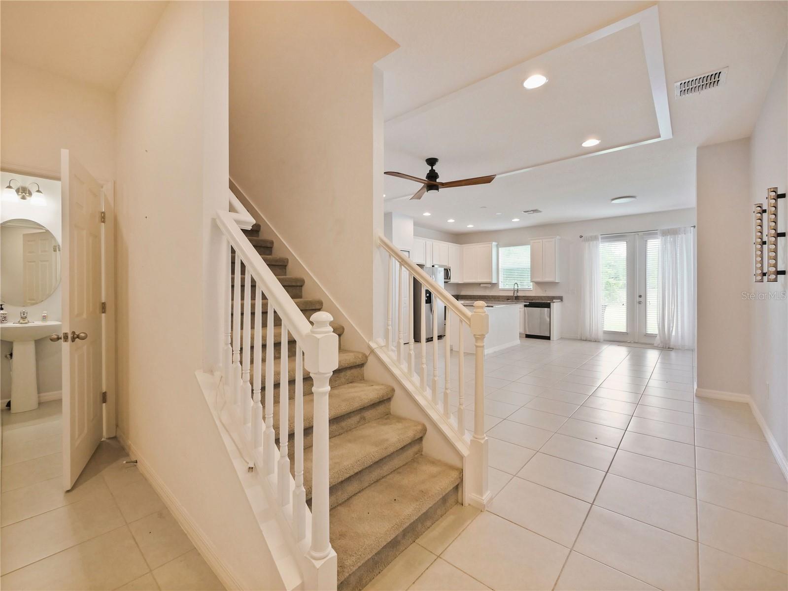 1262 E 10TH ST, APOPKA, FL, 32703