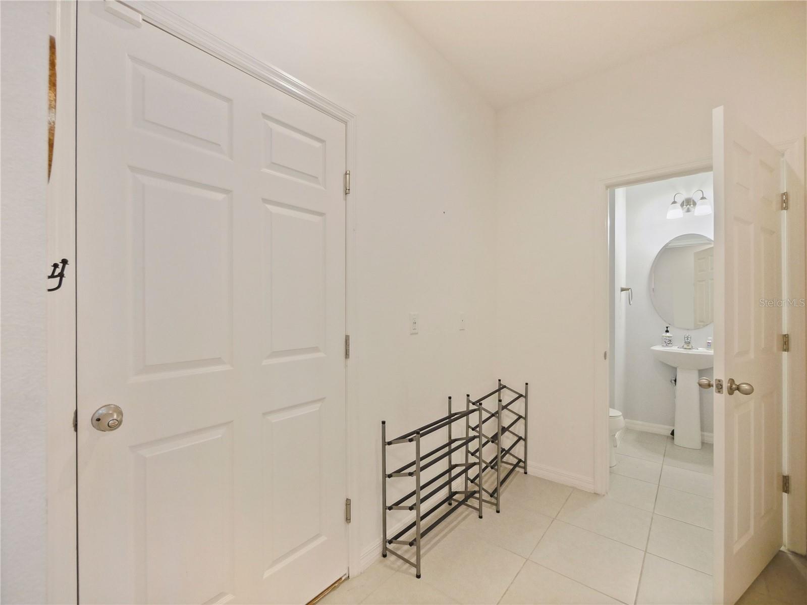 1262 E 10TH ST, APOPKA, FL, 32703