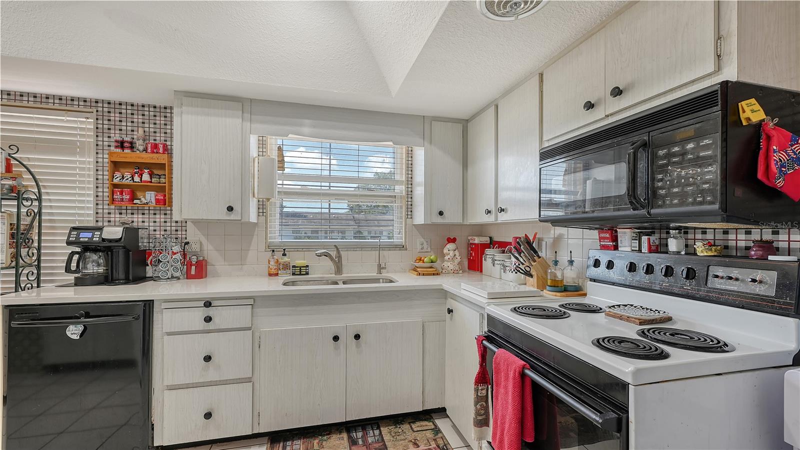 259 REDWOOD RD, VENICE, FL, 34293
