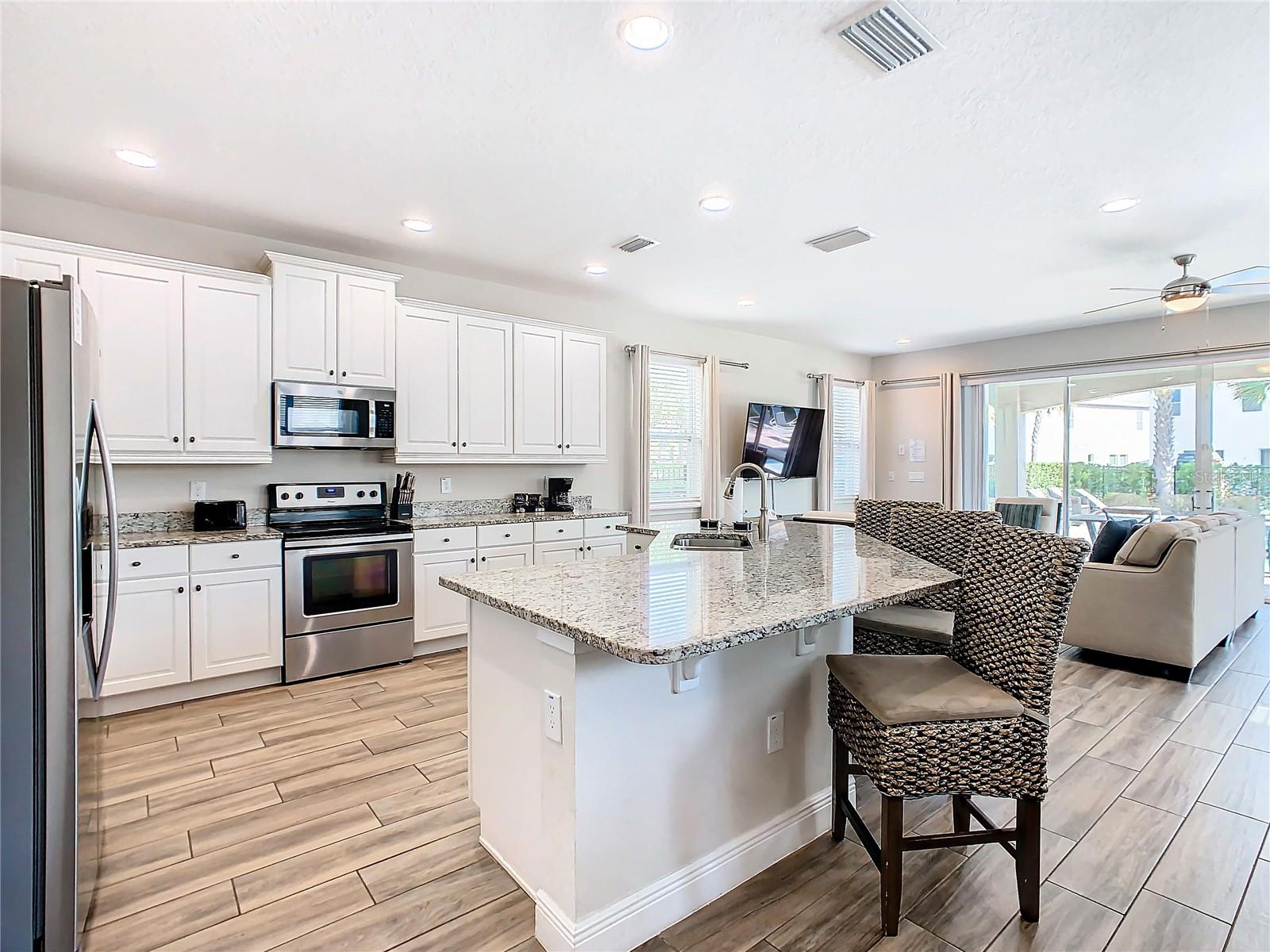 201 BURMA ST, KISSIMMEE, FL, 34747