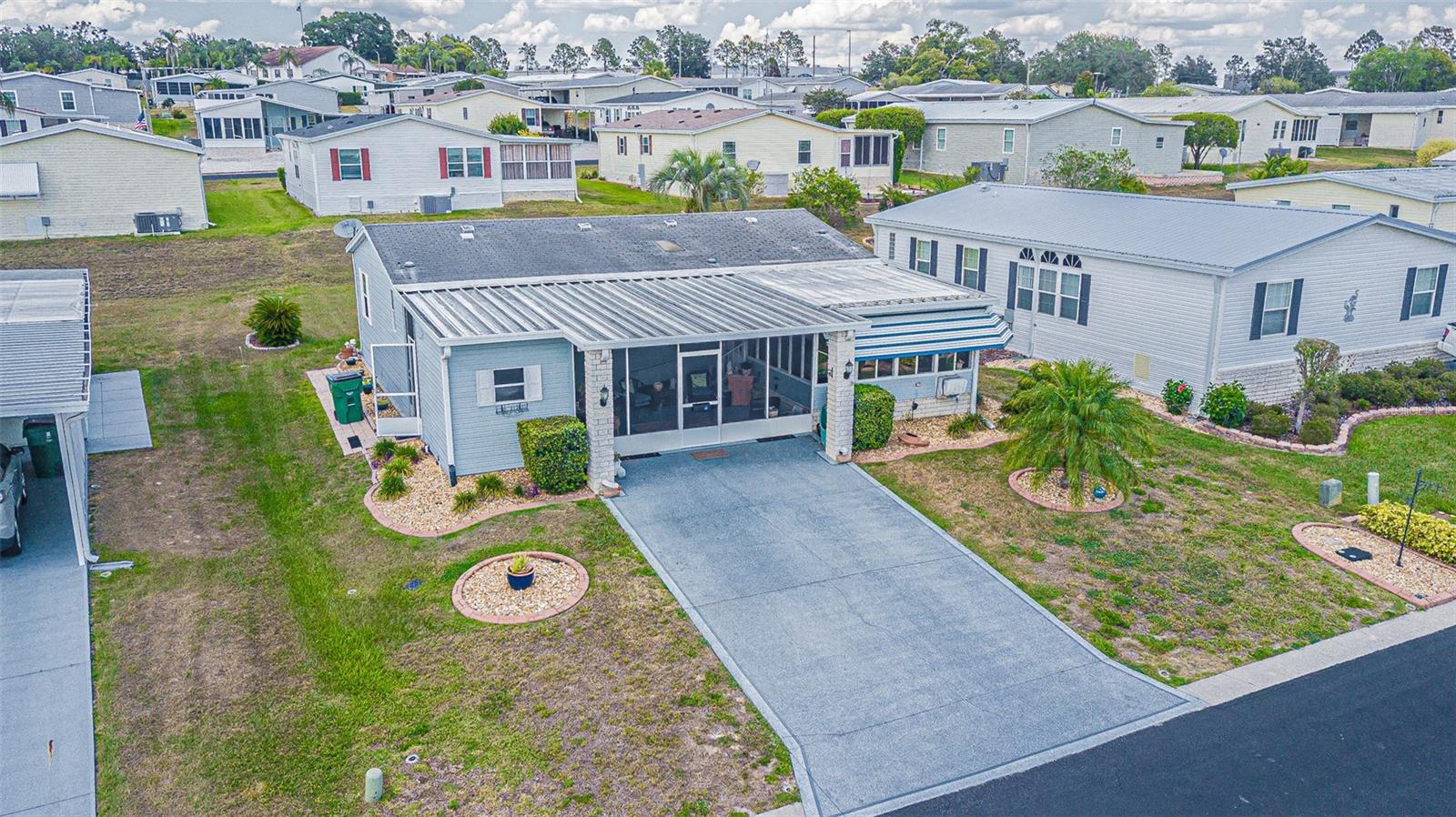 37607 NEUKOM AVE, ZEPHYRHILLS, FL, 33541