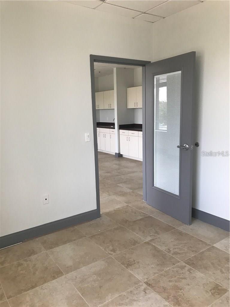 6735 CONROY RD #211, ORLANDO, FL, 32835