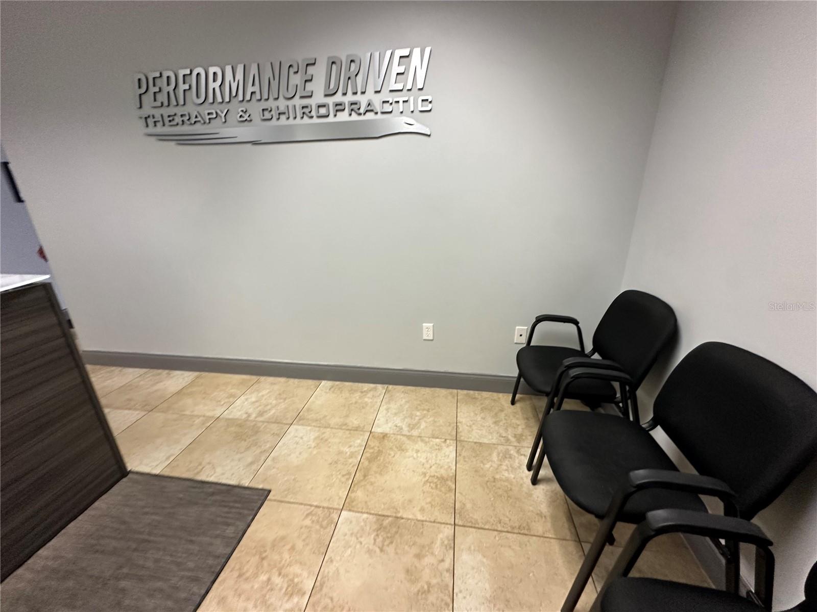 6735 CONROY RD #211, ORLANDO, FL, 32835