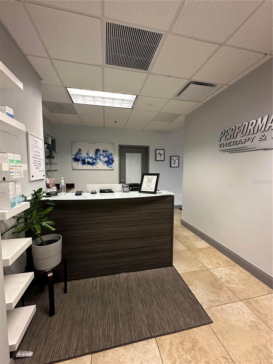 6735 CONROY RD #211, ORLANDO, FL, 32835