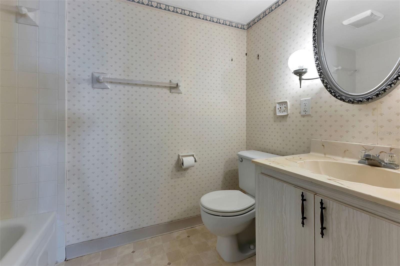 21280 BRINSON AVE #214, PORT CHARLOTTE, FL, 33952