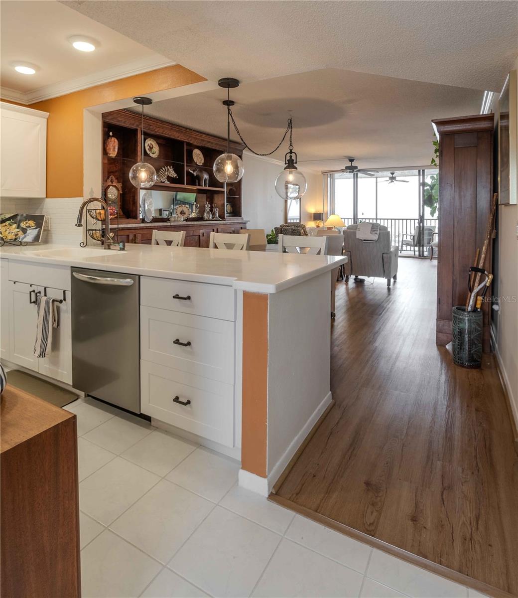 18304 GULF BLVD #108, REDINGTON SHORES, FL, 33708