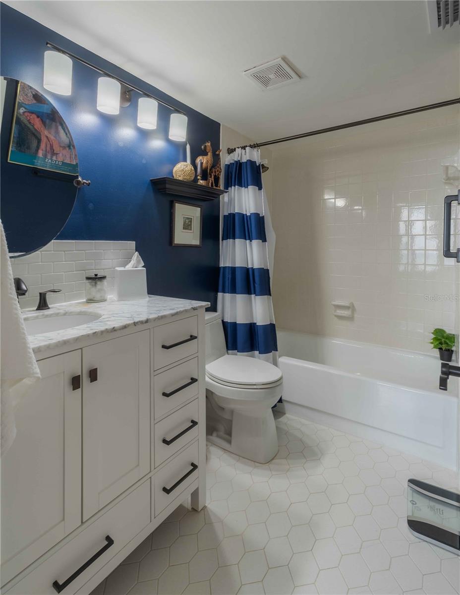 18304 GULF BLVD #108, REDINGTON SHORES, FL, 33708