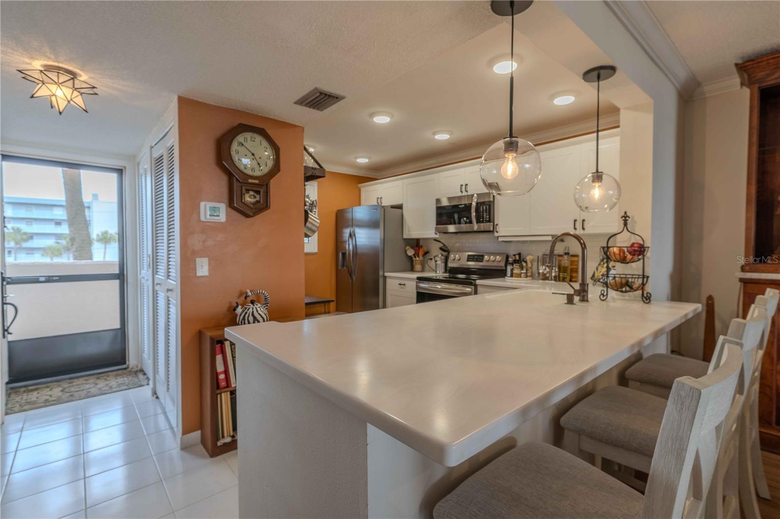 18304 GULF BLVD #108, REDINGTON SHORES, FL, 33708