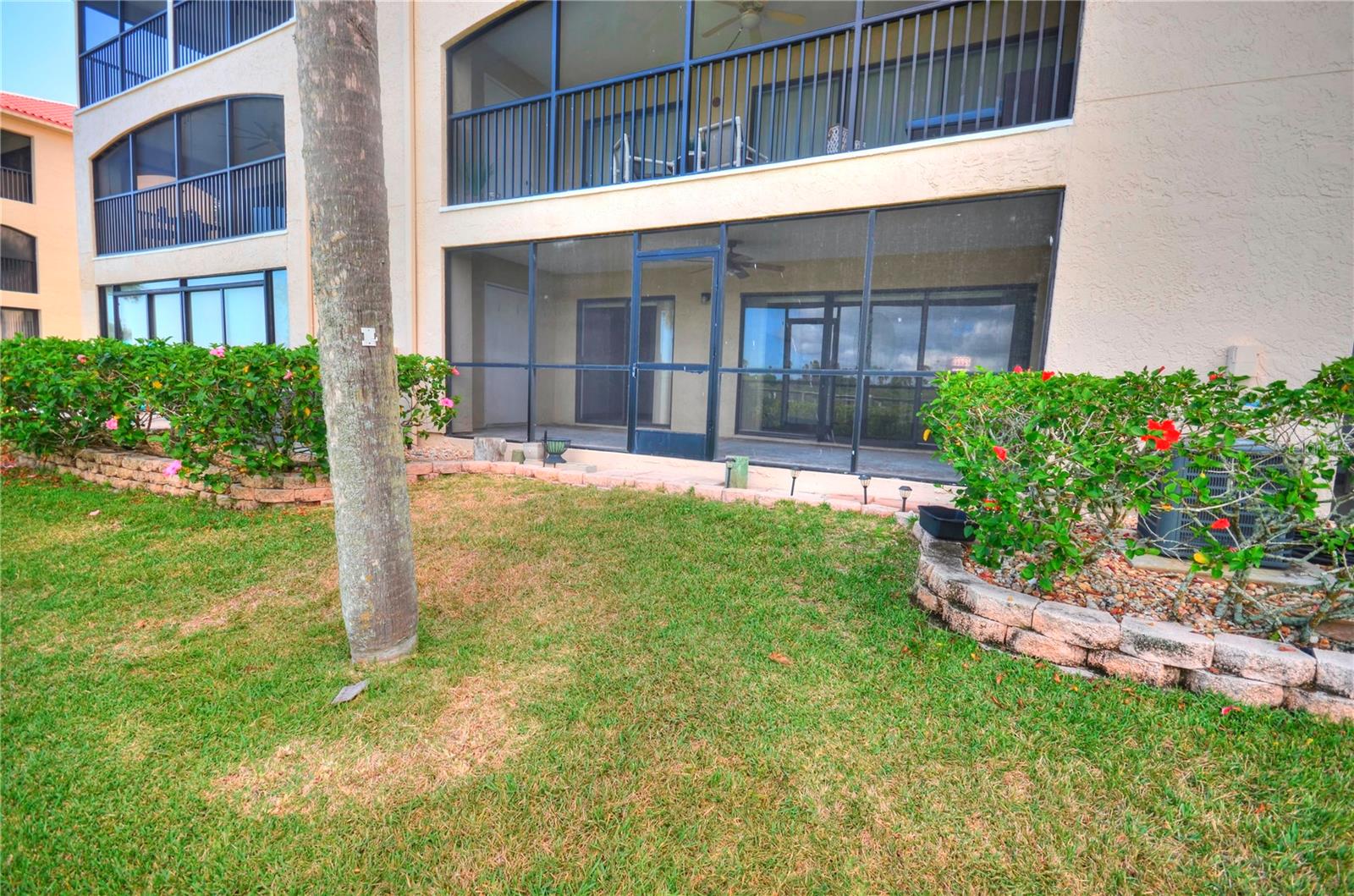 464 BOUCHELLE DR #104, NEW SMYRNA BEACH, FL, 32169