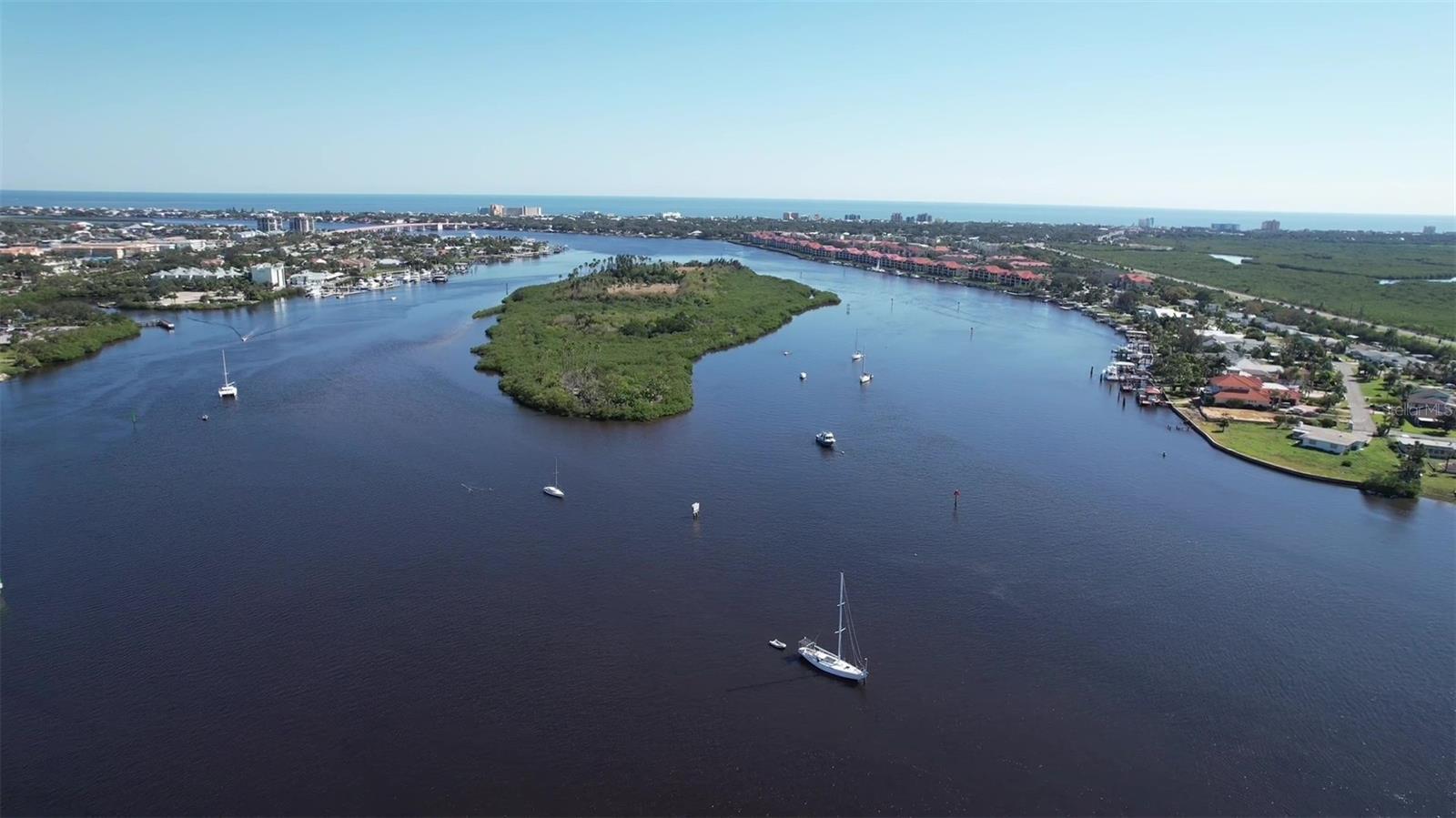 464 BOUCHELLE DR #104, NEW SMYRNA BEACH, FL, 32169